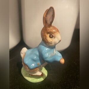 👉*VINTAGE* BESWICK BEATRIX POTTER PETER RABBIT FIGURE  ~EXCELLENT COND!